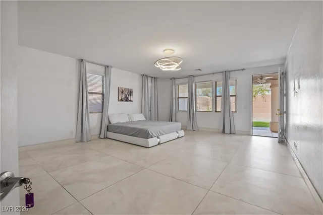 $1,150,000 | 7324 White Bloom Avenue, Las Vegas, NV 89117