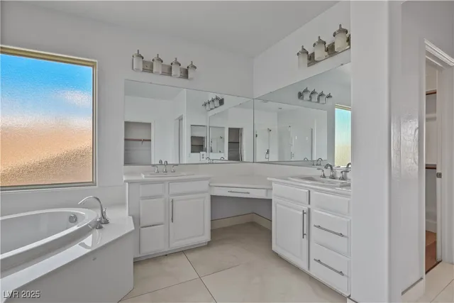 $1,150,000 | 7324 White Bloom Avenue, Las Vegas, NV 89117