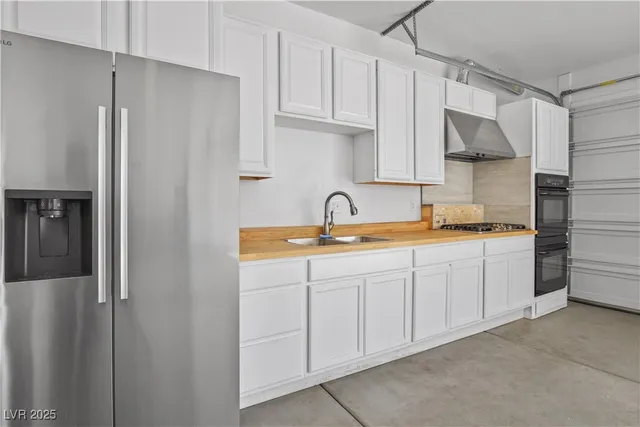 $1,150,000 | 7324 White Bloom Avenue, Las Vegas, NV 89117