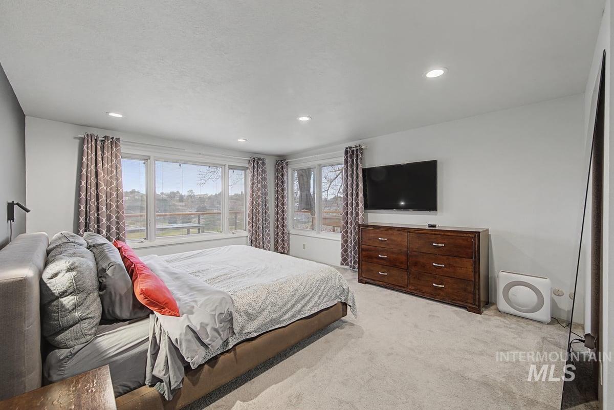 555 East Braemere Road Boise, ID 83702 - Photo 14 of 39