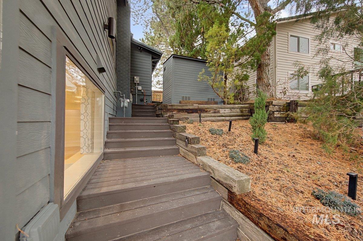 555 East Braemere Road Boise, ID 83702 - Photo 32 of 39