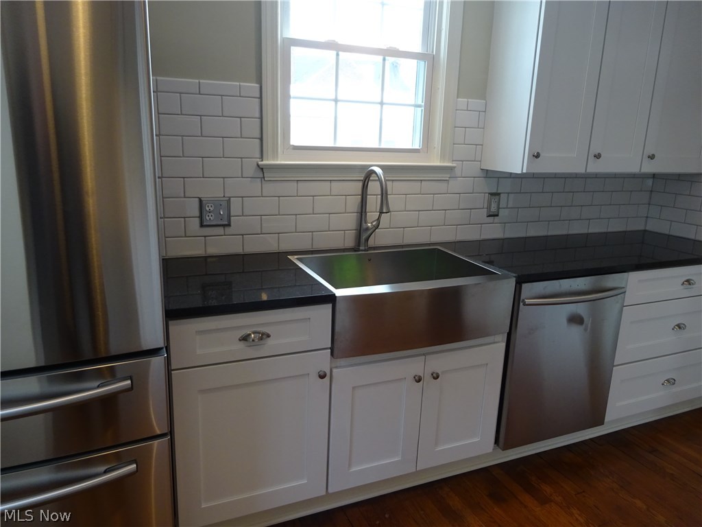 3685 Sutherland Road Shaker Heights, OH 44122 - Photo 9 of 25 Gallery Image 9
