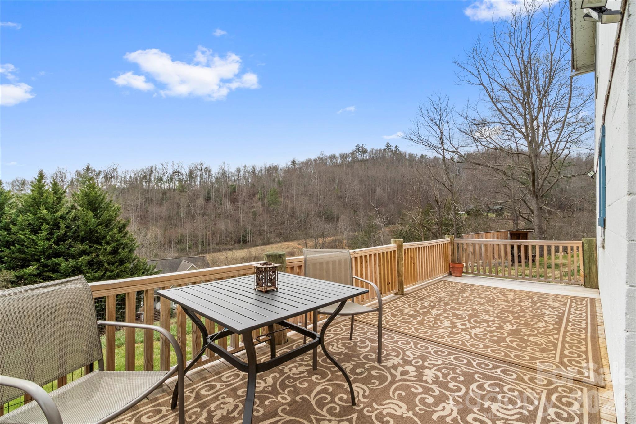 138 Robert Phillips Road Bakersville, NC 28705 - Photo 23 of 37