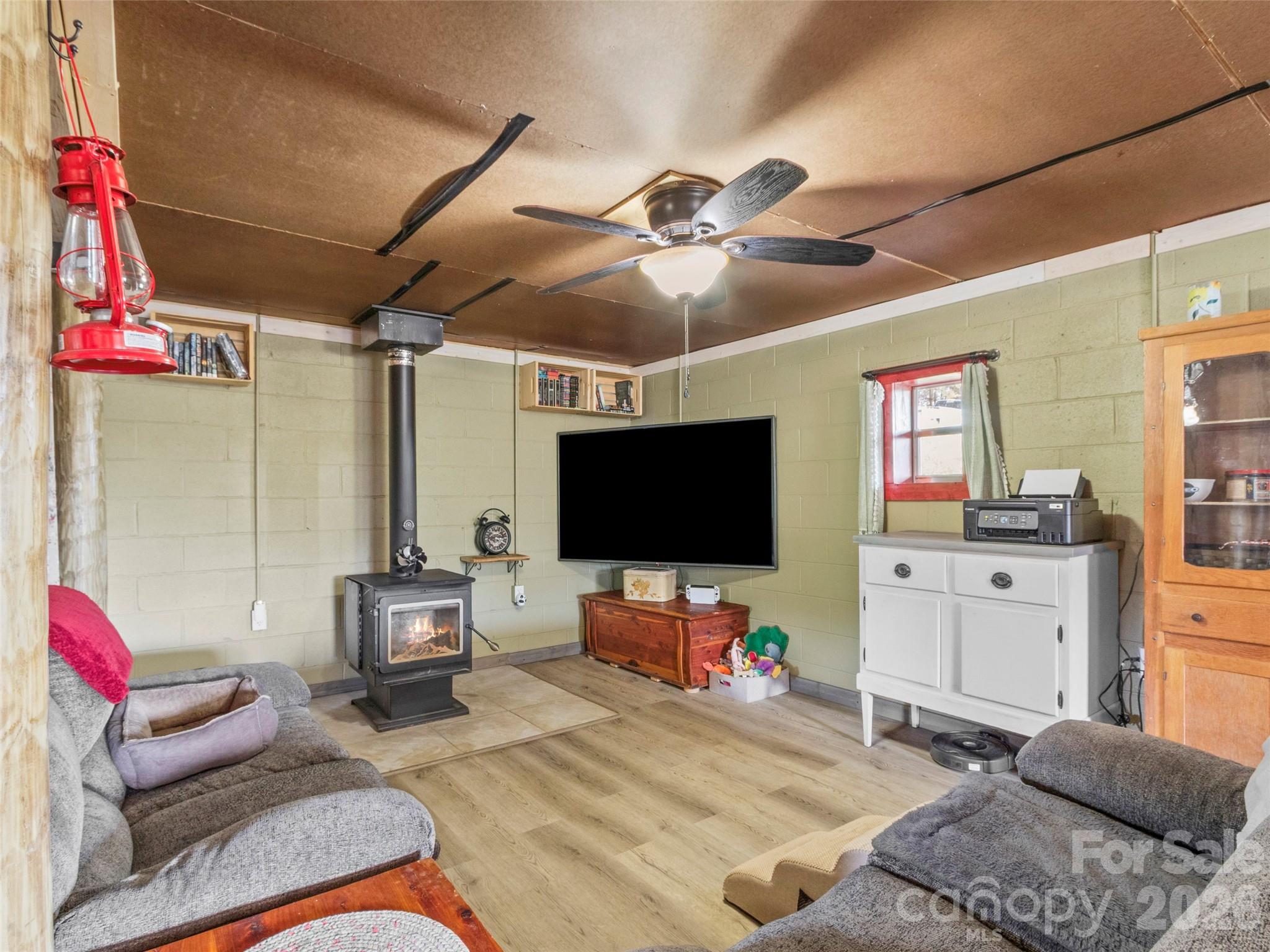 138 Robert Phillips Road Bakersville, NC 28705 - Photo 30 of 37