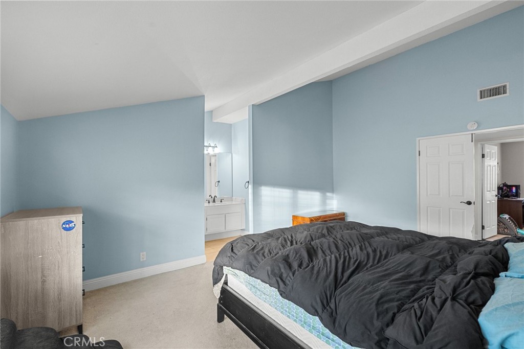 2804 Big Sky Place Simi Valley, CA 93065 - Photo 29 of 36 a bedroom with a bed and window