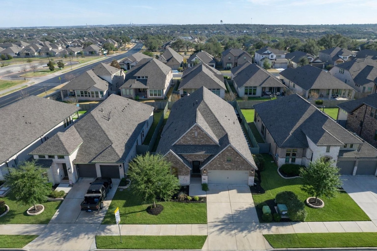 1136 Stetson Hat Trail Georgetown, TX 78628 - Photo 25 of 40 an aerial view of multiple house