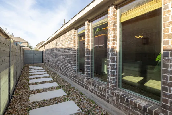 $534,000 | 1136 Stetson Hat Trail, Georgetown, TX 78628