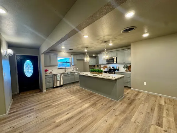 $199,500 | 106 North 22nd Place, Lamesa, TX 79331