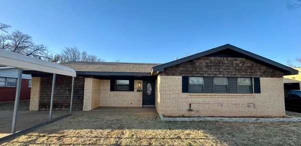 $199,500 | 106 North 22nd Place, Lamesa, TX 79331
