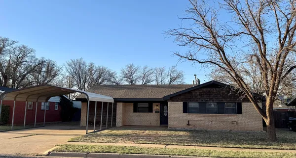 $199,500 | 106 North 22nd Place, Lamesa, TX 79331