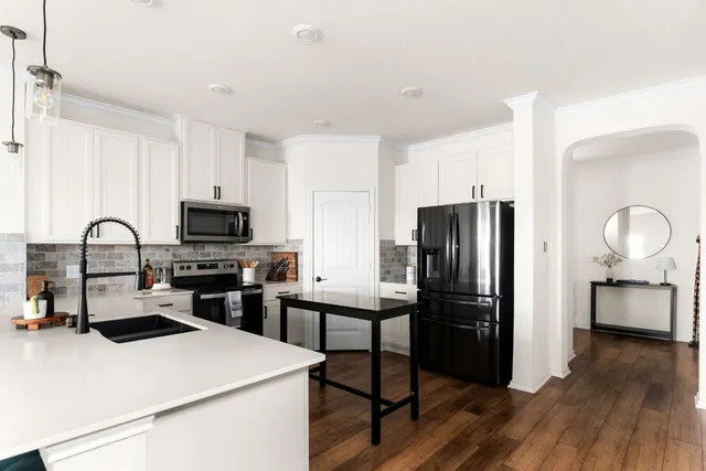 $430,000 | 7810 Song Sparrow Dr., Unit 2, Austin, TX 78744