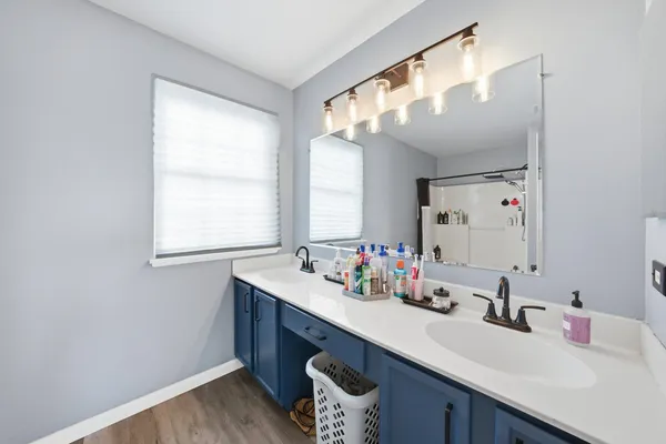 $289,000 | 18510 Bellagio Circle, Unit 18510, Tinley Park, IL 60477