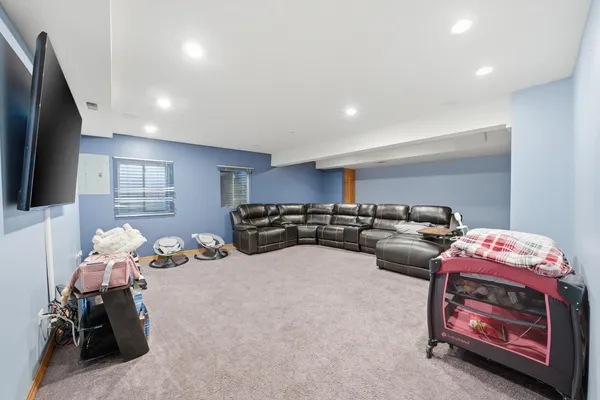 $289,000 | 18510 Bellagio Circle, Unit 18510, Tinley Park, IL 60477