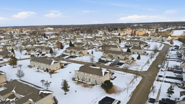 $289,000 | 18510 Bellagio Circle, Unit 18510, Tinley Park, IL 60477