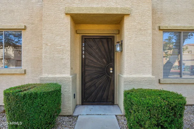 $360,000 | 3040 West Los Gatos Drive, Phoenix, AZ 85027