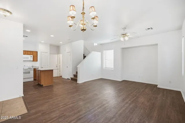 $360,000 | 3040 West Los Gatos Drive, Phoenix, AZ 85027