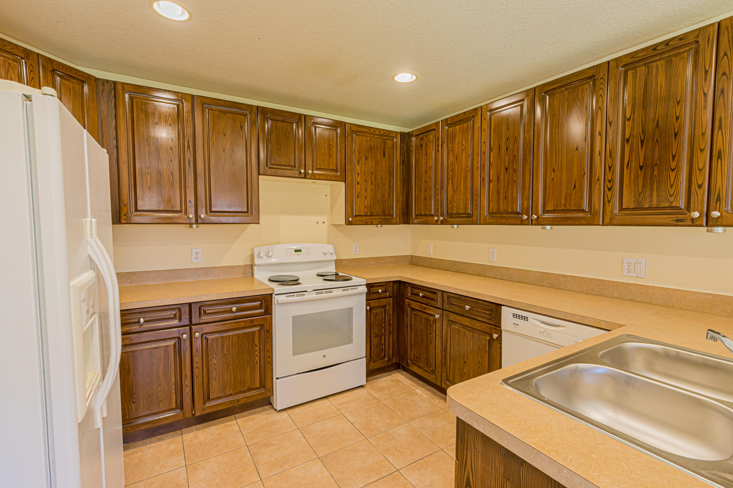2414 Southwest Fairgreen Road Port St. Lucie, FL 34953 - Photo 3 of 11 DSC_4347-HDR