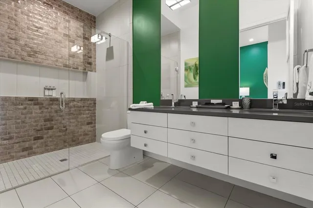 $5,749,900 | 350 Muirfield Loop, Reunion, FL 34747