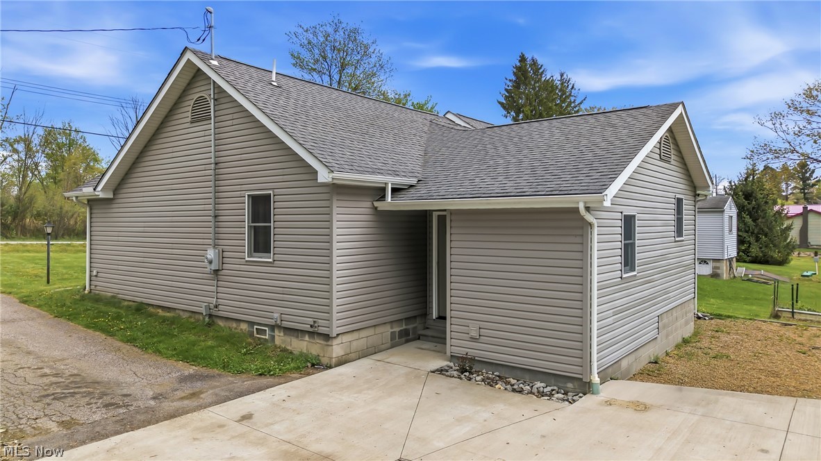 1532 South State Line Road Masury, OH 44438 - Photo 4 of 35 Gallery Image 4