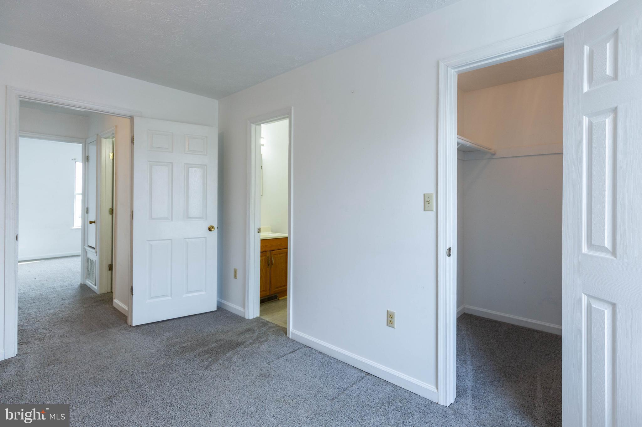 160 Stadium Circle Inwood, WV 25428 - Photo 24 of 29 an empty room that has a grey walls
