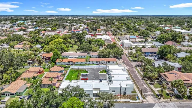 $2,299 | 401 East Boyer Street, Unit 2, Tarpon Springs, FL 34689