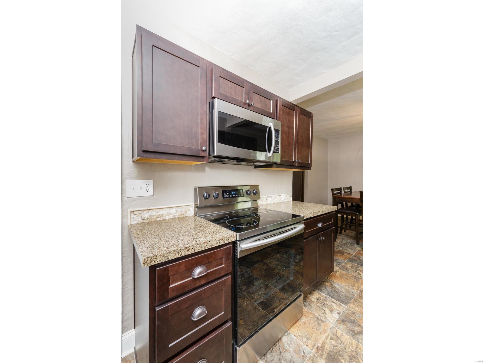 3751 Fee Fee Road Bridgeton, MO 63044 - Photo 20 of 42 Gallery Image 20