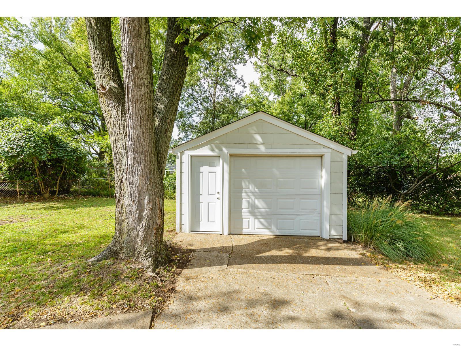 3751 Fee Fee Road Bridgeton, MO 63044 - Photo 41 of 42 Gallery Image 41