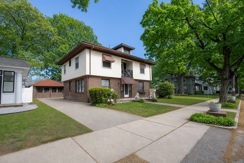 83 Kimberly Avenue Springfield, MA 01108 - Photo 2 of 33