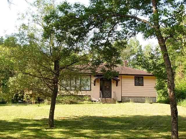 4166 Nelson Road Duluth, MN 55803 - Photo 1 of 9