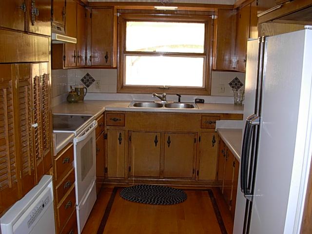 4166 Nelson Road Duluth, MN 55803 - Photo 6 of 9