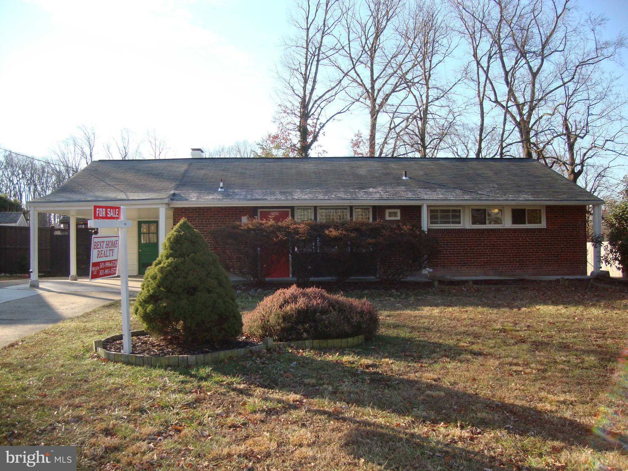7310 Exmore Street Springfield, VA 22150 - Photo 1 of 25 Exterior (Front)