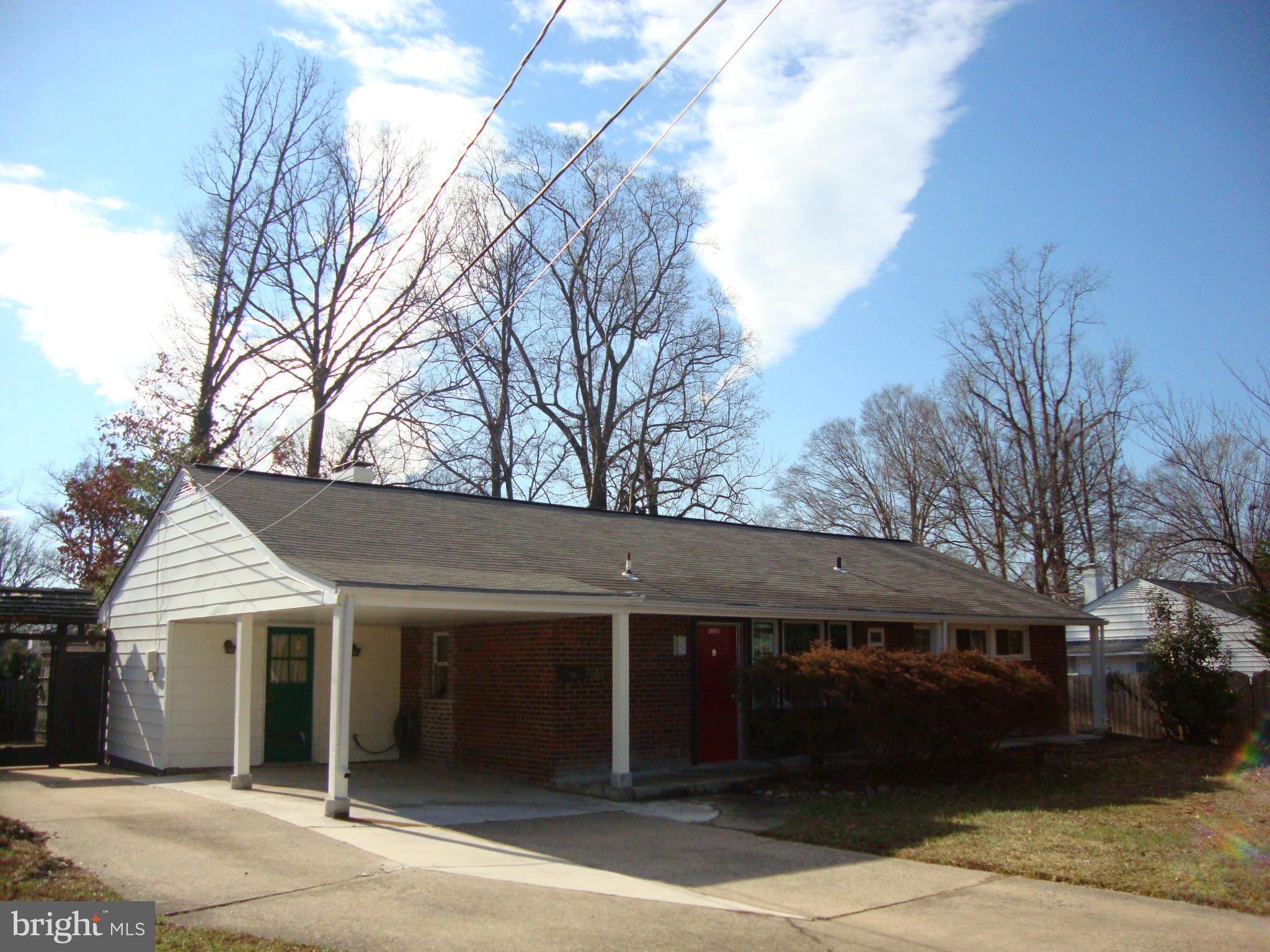 7310 Exmore Street Springfield, VA 22150 - Photo 3 of 25 Exterior (Front)