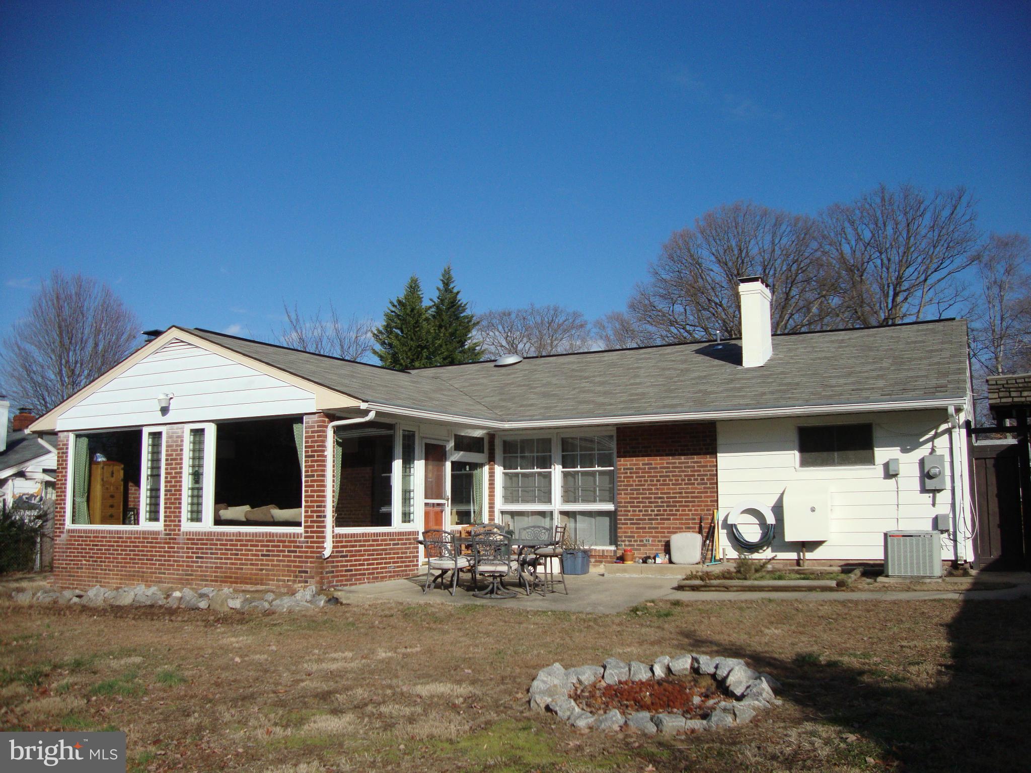 7310 Exmore Street Springfield, VA 22150 - Photo 21 of 25 Exterior (Rear)