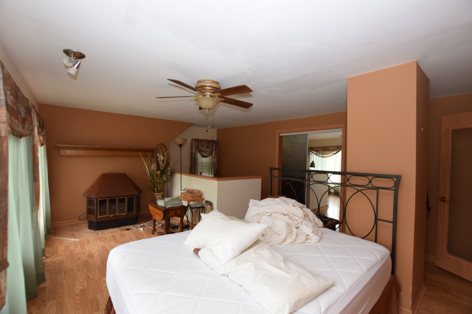 935 Schomer Road Aurora, IL 60505 - Photo 21 of 31