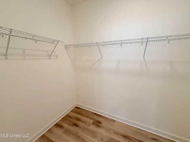 $330,900 | 6251 Clover Court, Walls, MS 38680