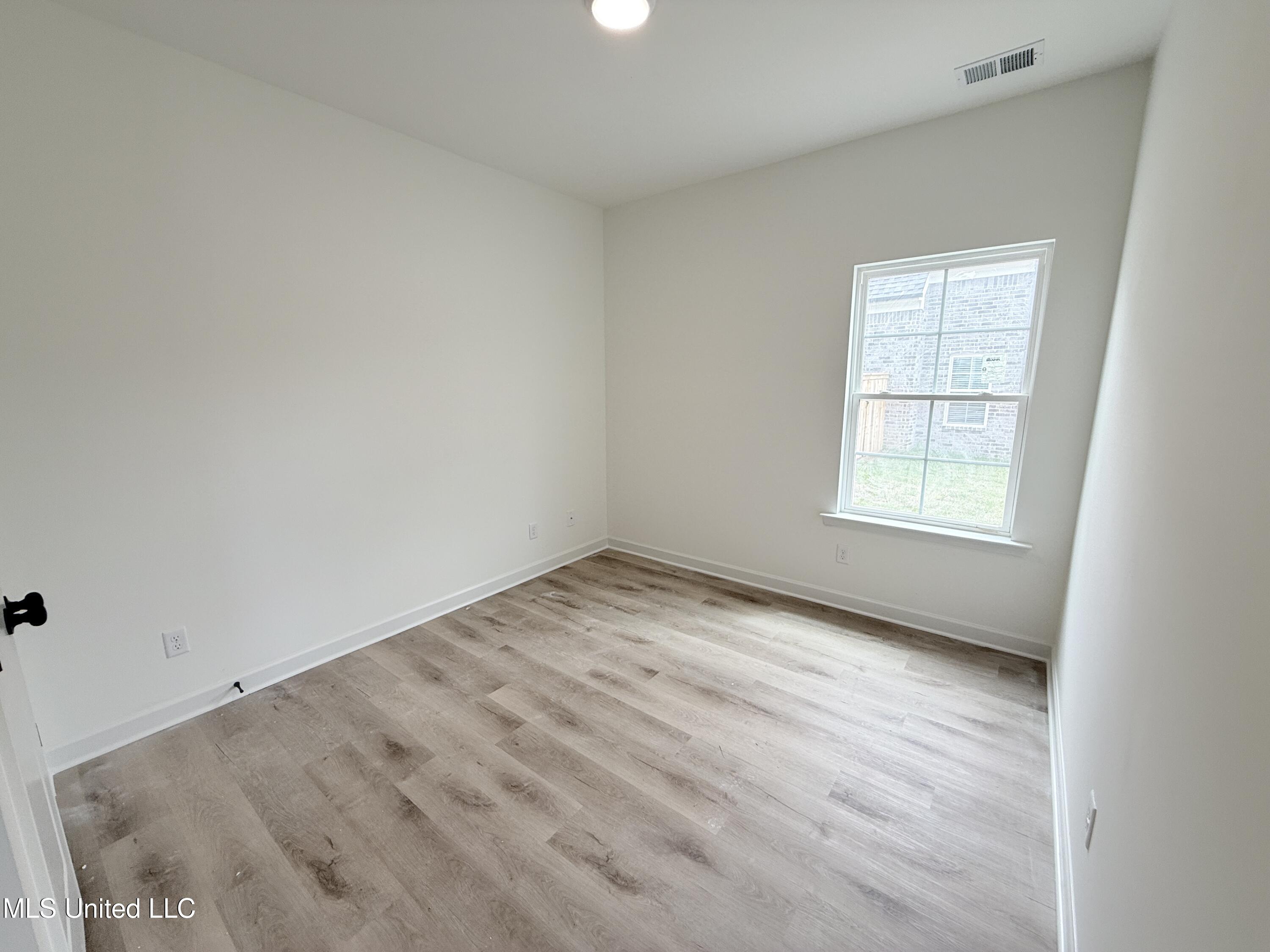 6251 Clover Court Walls, MS 38680 - Photo 23 of 29 Lambert