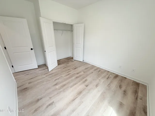 $330,900 | 6251 Clover Court, Walls, MS 38680