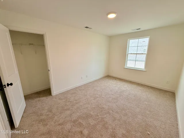 $330,900 | 6251 Clover Court, Walls, MS 38680