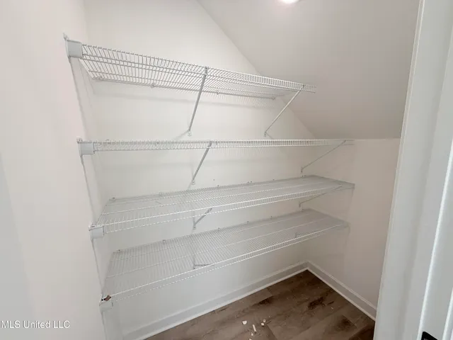 $330,900 | 6251 Clover Court, Walls, MS 38680