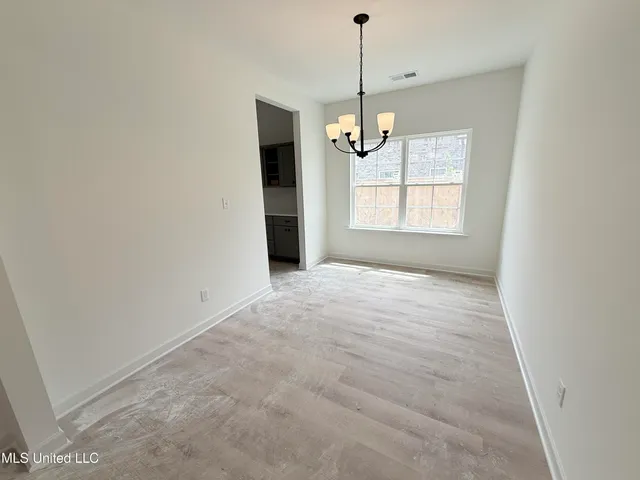 $330,900 | 6251 Clover Court, Walls, MS 38680