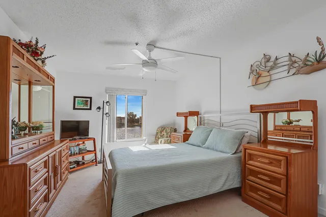 $3,200 | 4468 Northeast Ocean Boulevard, Unit F3, Jensen Beach, FL 34957