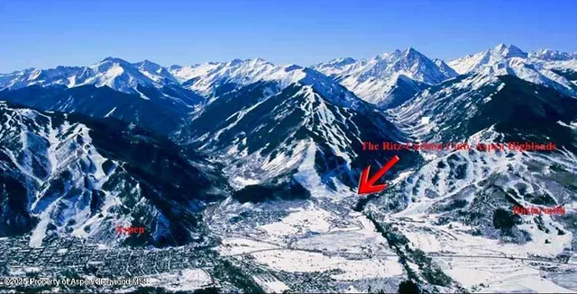 a view of a entryway