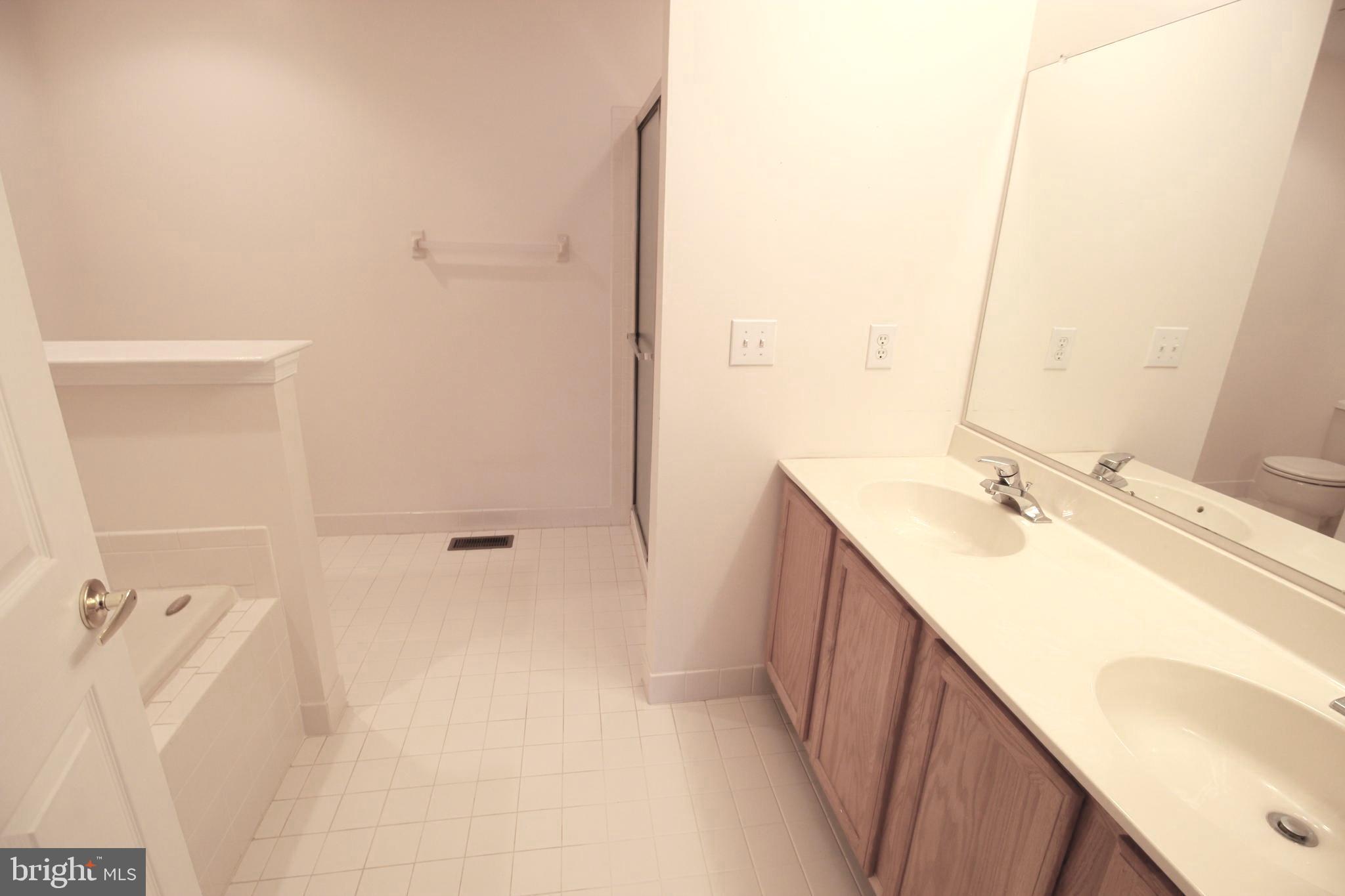 30 Leighton Drive Mount Laurel, NJ 08054 - Photo 15 of 22 a bathroom with a sink and a mirror