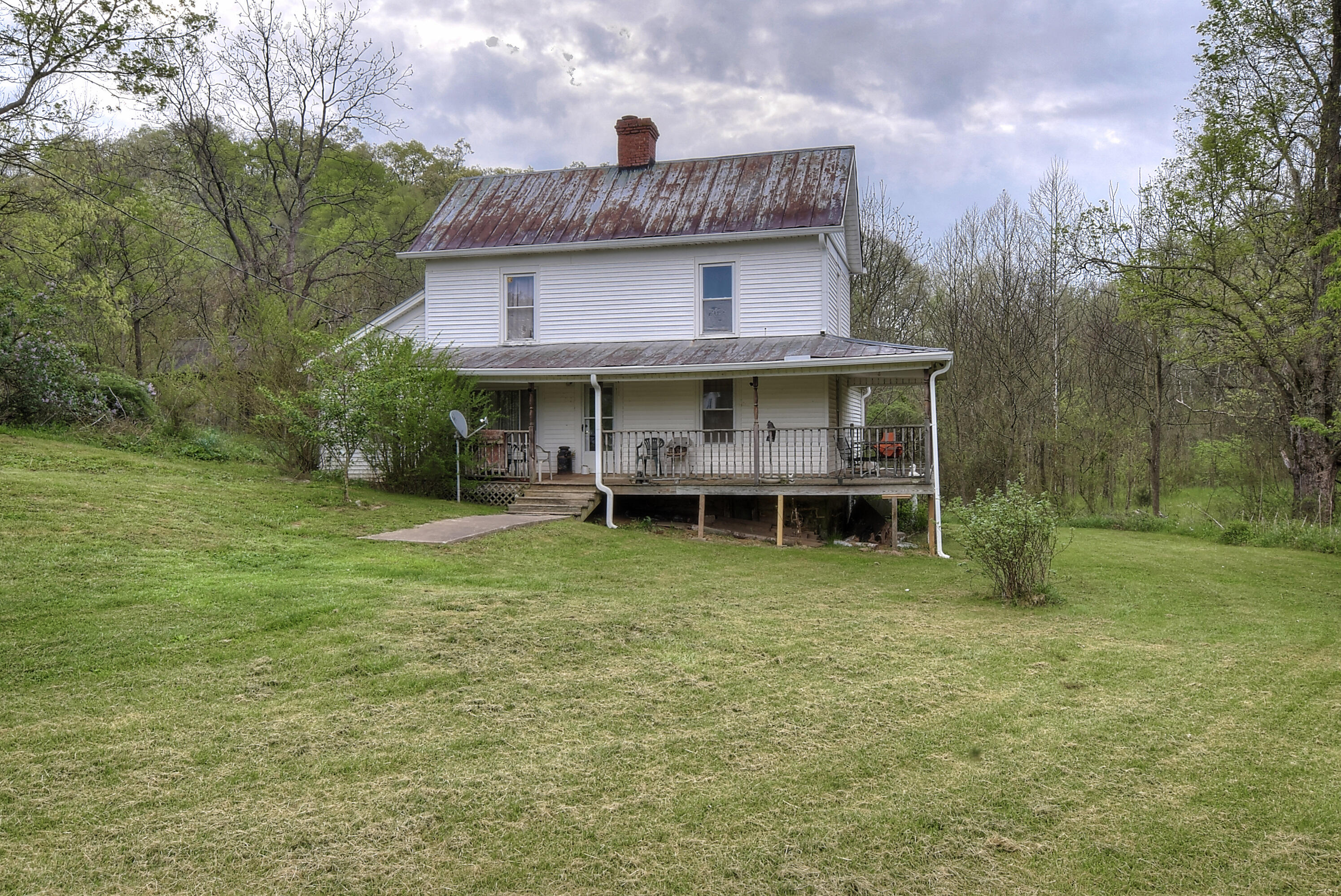 1700 Happy Valley Road Limestone, TN 37681 - Photo 3 of 26 3