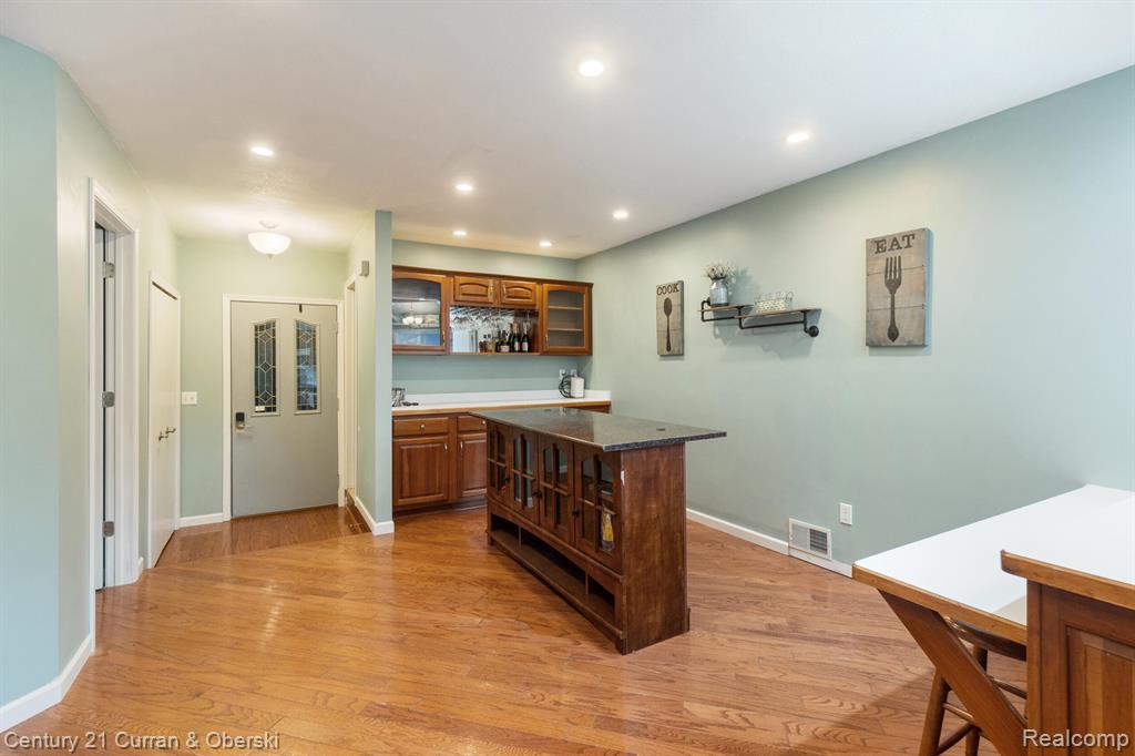 7151 Bayview Road Jackson, MI 49201 - Photo 15 of 41