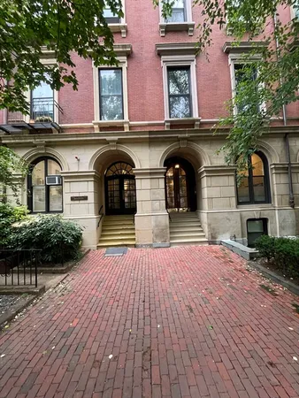 $4,500 | 26 Marlborough Street, Unit 5, Boston, MA 02116