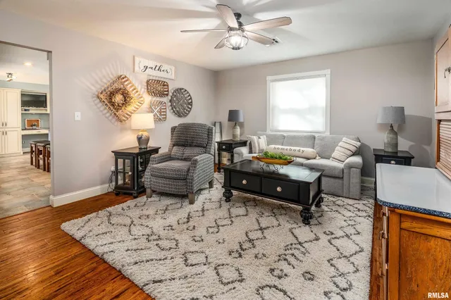 $695,000 | 2585 Dylan Drive, Marion, IL 62959