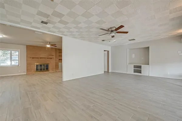 $3,200 | 2511 Maroneal Street, Houston, TX 77030