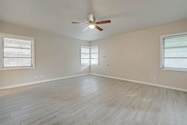 $3,200 | 2511 Maroneal Street, Houston, TX 77030