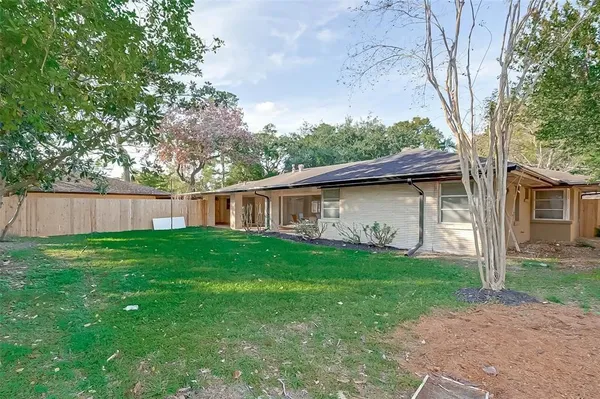 $3,200 | 2511 Maroneal Street, Houston, TX 77030